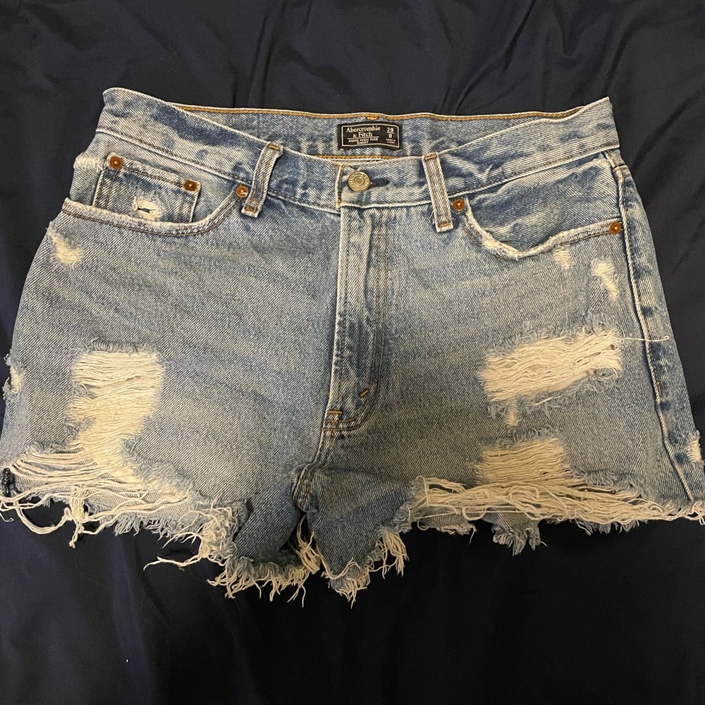 Abercrombie and Fitch Annie high rise shorts